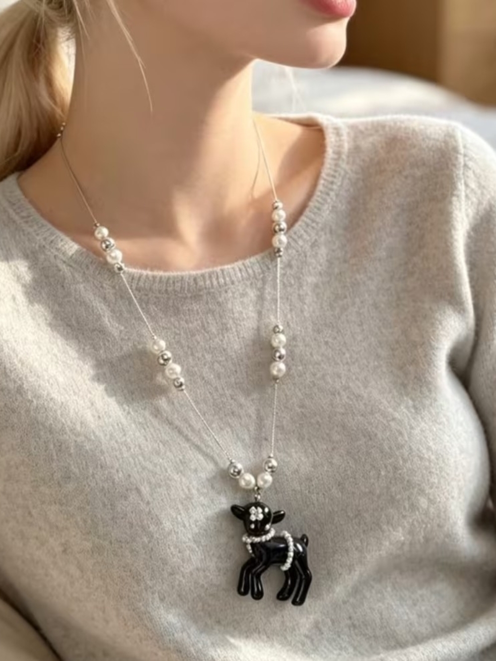 Faux Pearl Bead Silver Long Necklace with Black Lamb Pendant